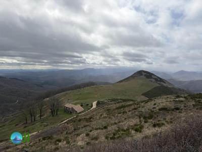 Hike to, and climbing La Roche de Gourdon
