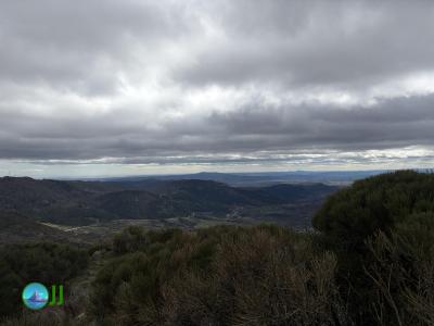 Hike to, and climbing La Roche de Gourdon